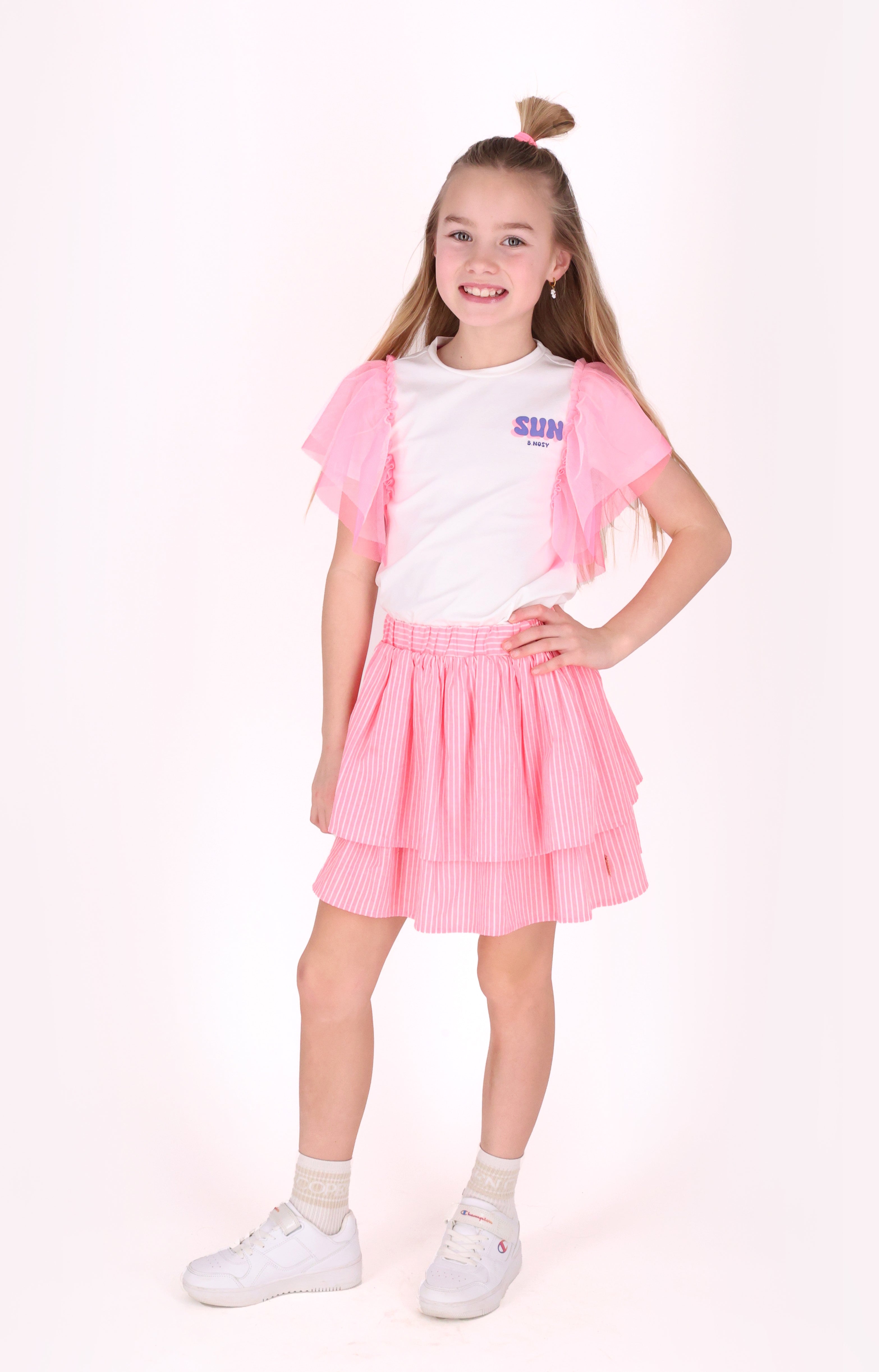 B.Nosy Tora Top white B.Cheery