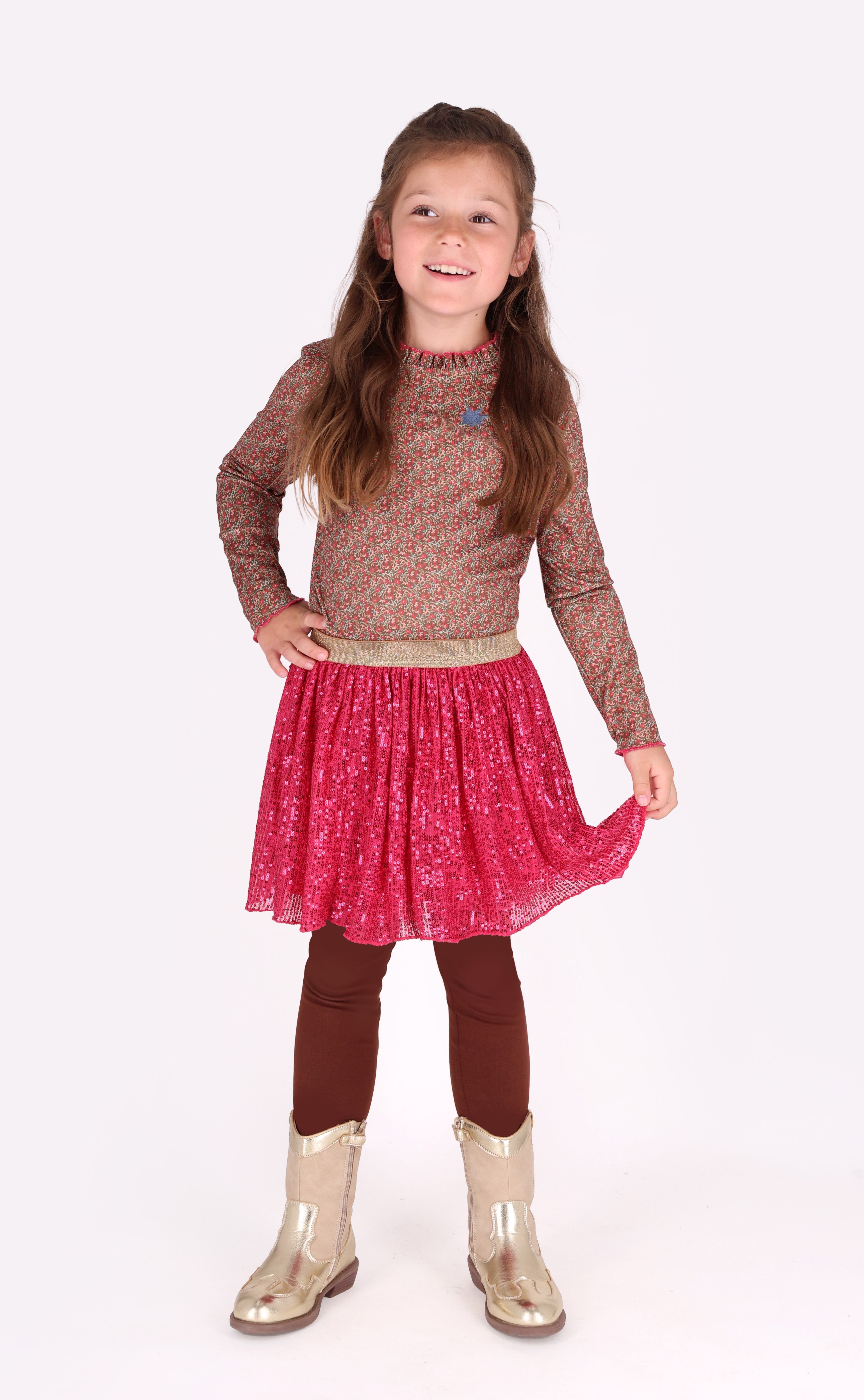 B.Nosy Raisa Rok Roze